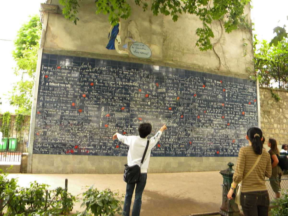دیوار عشق پاریس